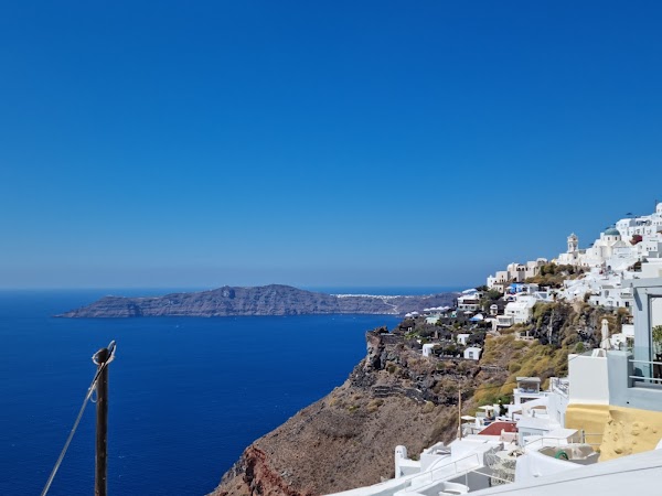 Imerovigli viewpoint 1