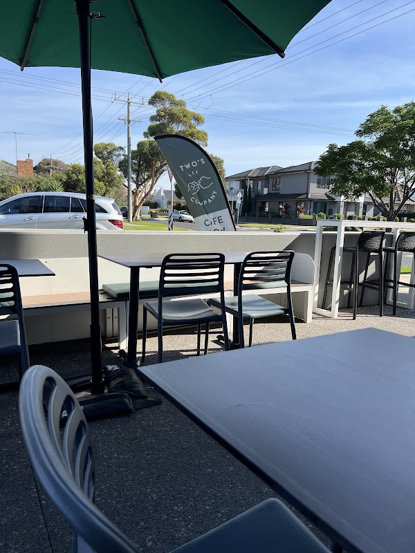 Two's Company Cafe - Pascoe Vale