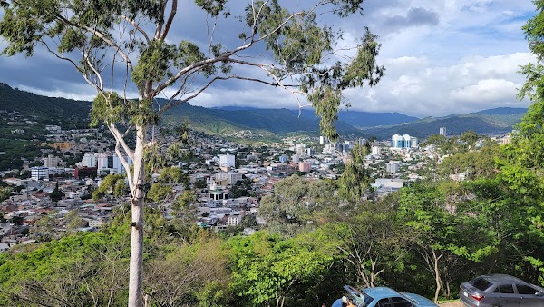 Monumento a la Paz - Cerro Juana Lainez 4