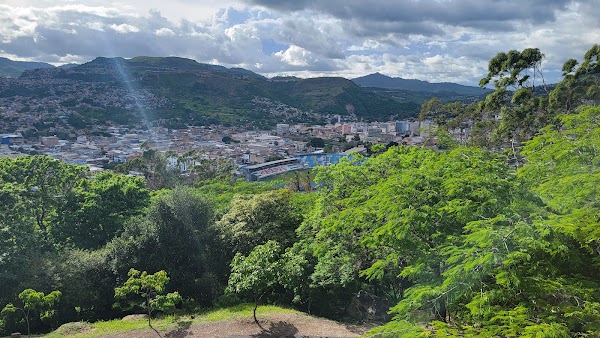 Monumento a la Paz - Cerro Juana Lainez 2