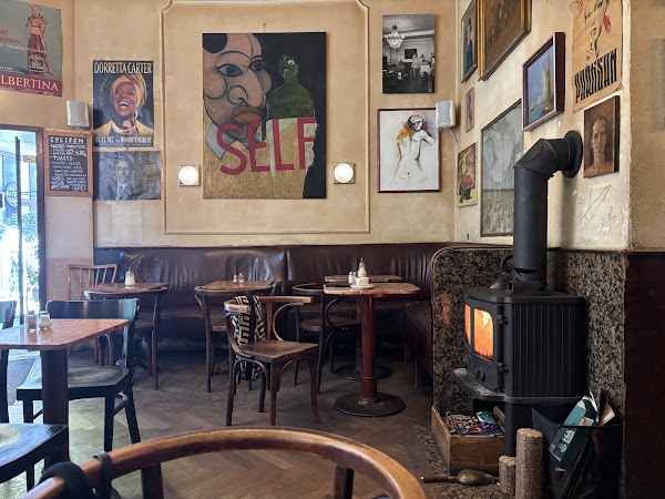 Café Kafka 3