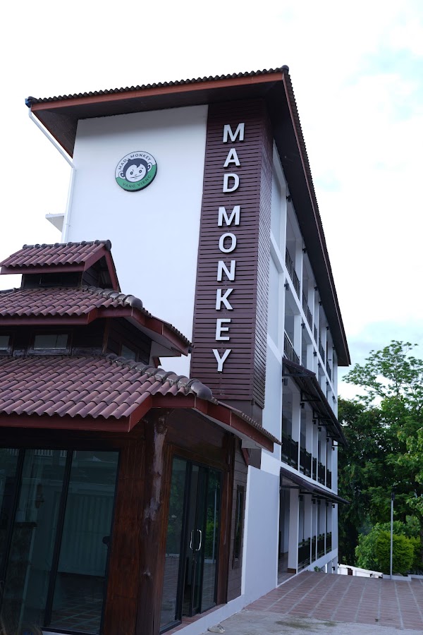 Mad Monkey Vang Vieng