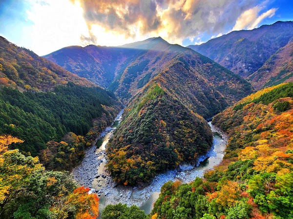 Hinoji Valley - Iya River Bend Observation Point