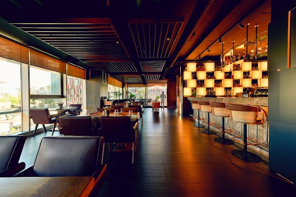 LIFT Steak & Rooftop Bar 1
