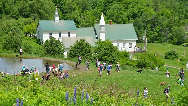 Dog Mountain, Home of Stephen Huneck Gallery