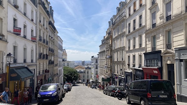Place Émile Goudeau 4