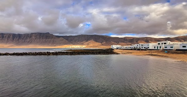 Famara