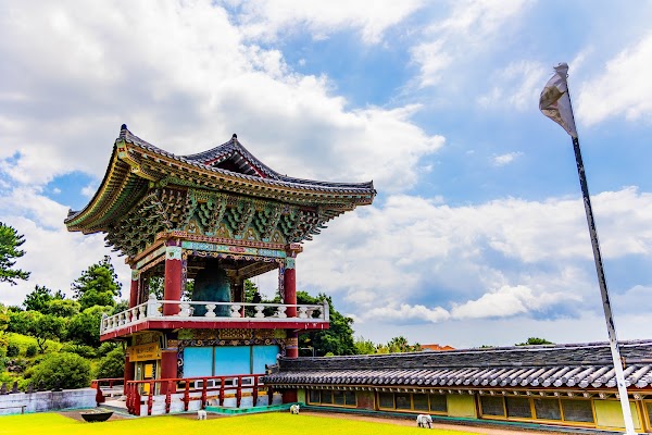 Yakcheonsa Temple 5