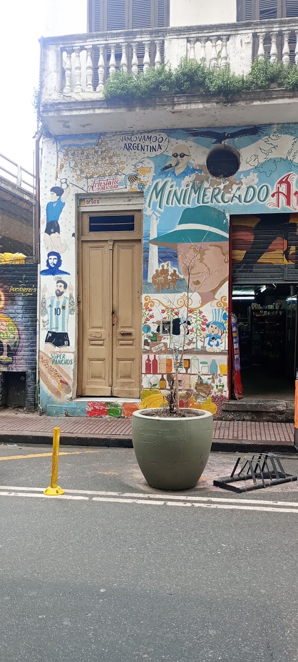 FERIA ARTESANAL SAN TELMO 1300