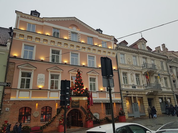 Signatories House 3