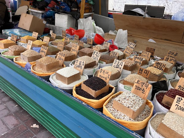 Seoul Yangnyeongsi Medicine Market 4