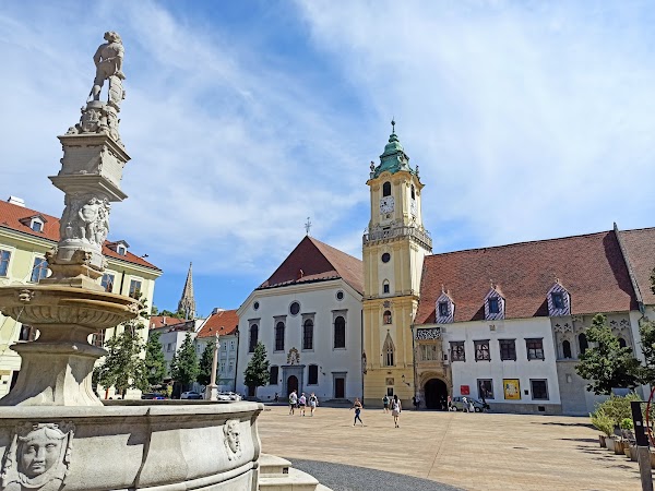 Maximilian's fountain 1