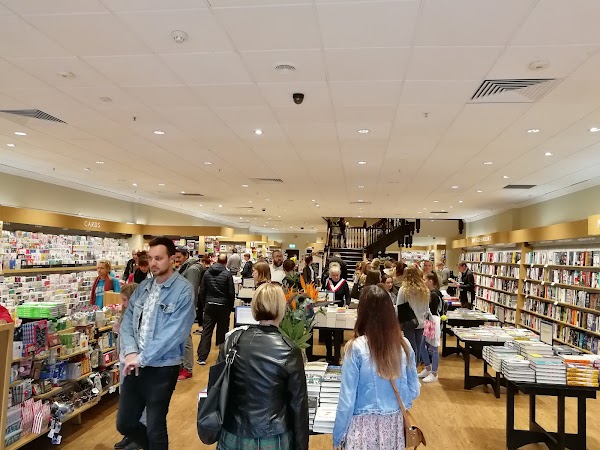 Waterstones 4