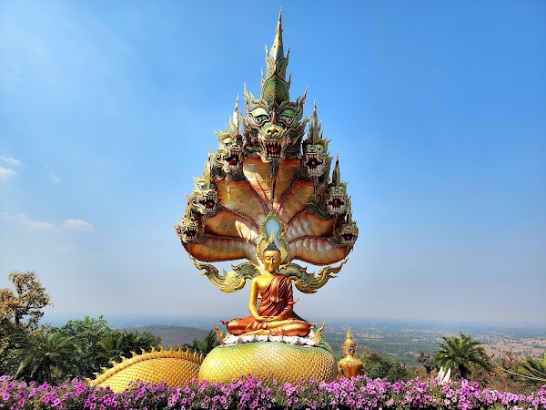 Wat Tham Pha Daen