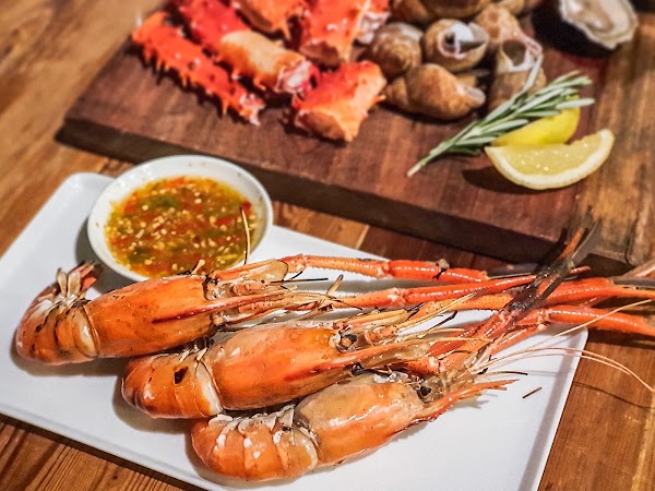 Goji Kitchen+Bar 4