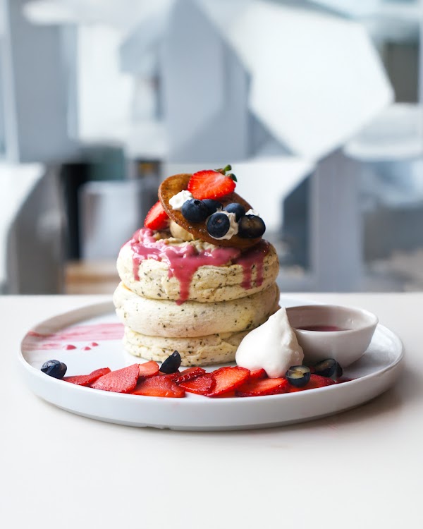 Micasadeco & Cafe Jingumae 2