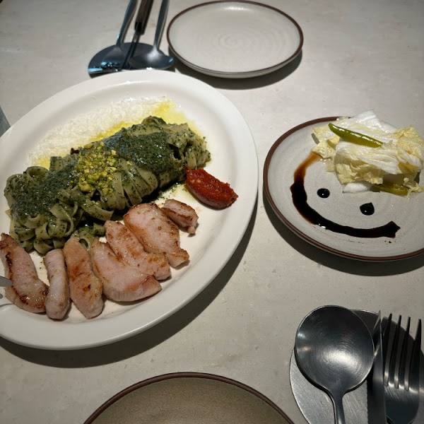 Onlygo&Co Apgujeong Restaurant Brunch Pasta Wine 4