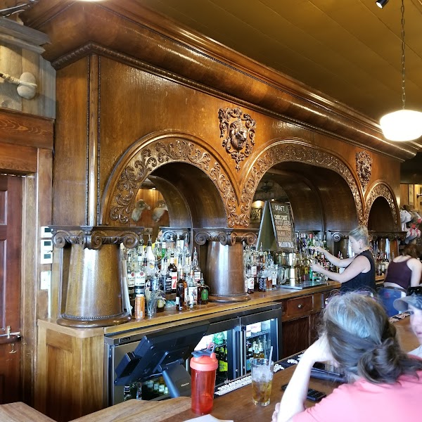 Stacey's Old Faithful Bar & Steakhouse