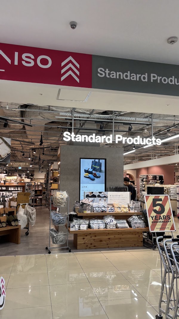Standard Products ビックカメラ新宿東口店