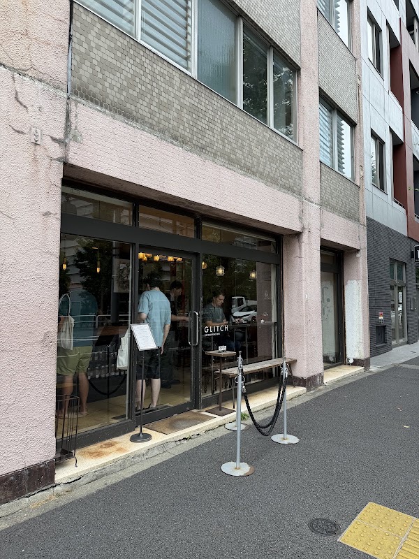 GLITCH COFFEE & ROASTERS 2