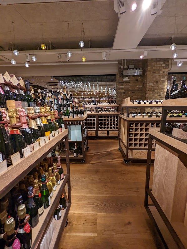 Hedonism Wines 3