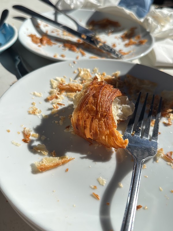 La Renaissance Patisserie and Cafe 4