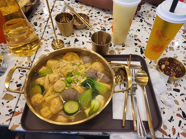 Hii Pot Hot Pot 囍锅麻辣烫 Kensington 4