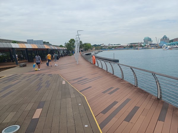 Sentosa Boardwalk 1