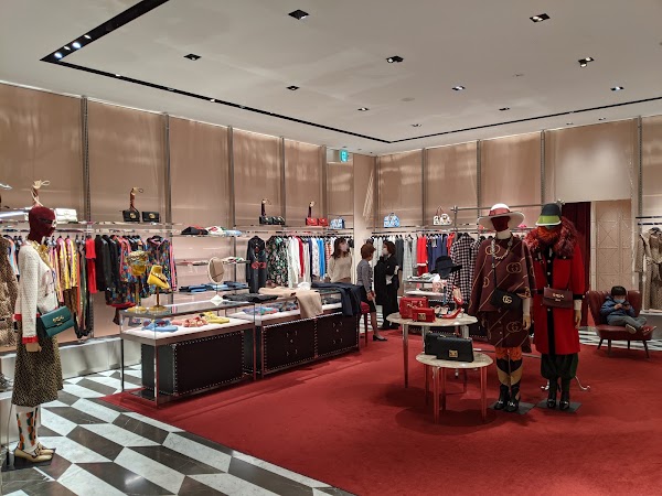GUCCI Gotemba Premium Outlets Store 5