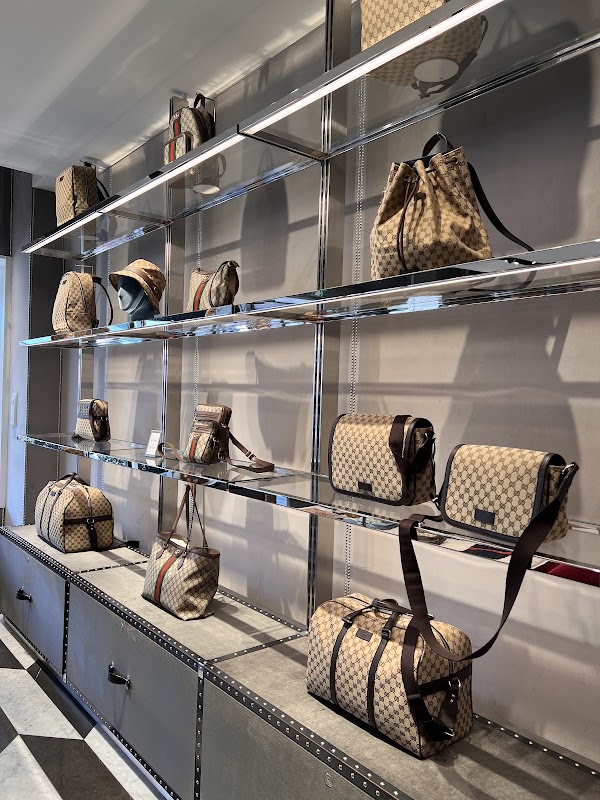 GUCCI Gotemba Premium Outlets Store 2