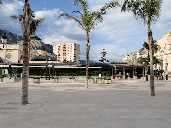 Place du Casino 2