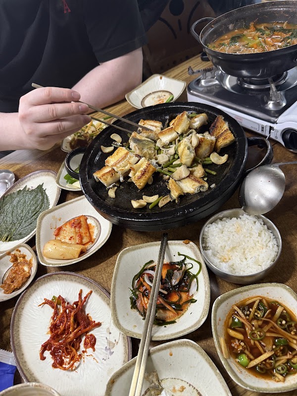 산이물식당횟집 4
