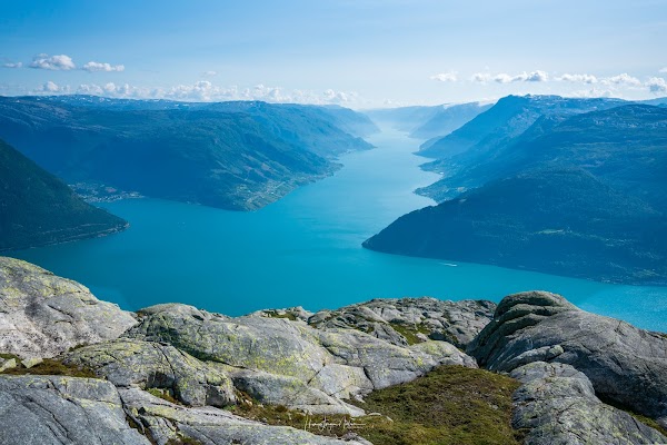 Hardangerfjord 4