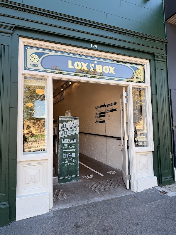 Lox In A Box Paddington