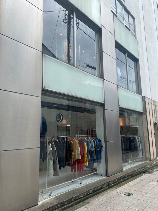 クジラ古服店