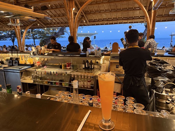 Bamboo Beach Bar & Lounge 5