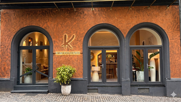 Komodo Lounge Old Town 1