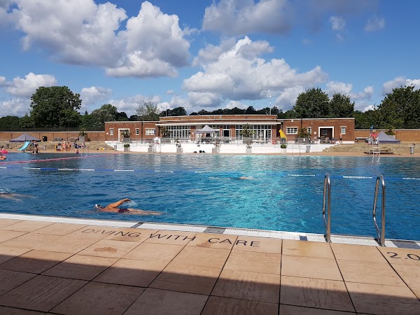 Parliament Hill Fields Lido