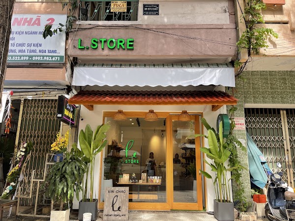 L STORE