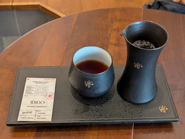 Glitch Coffee and Roasters GINZA 4