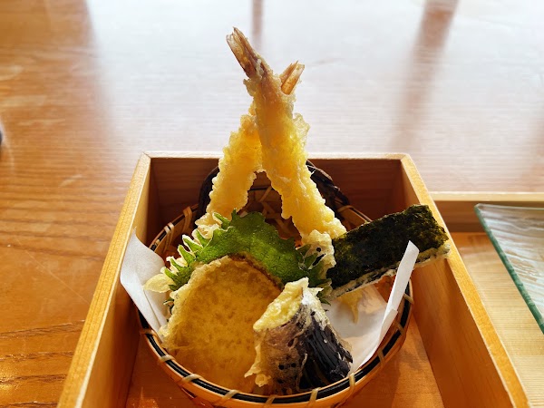 Izasa-Nakatani-hompo Yumekaze-hiroba 2