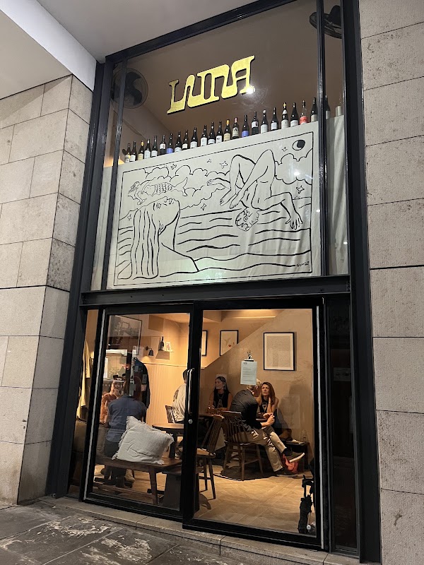 Luna Wine Bar