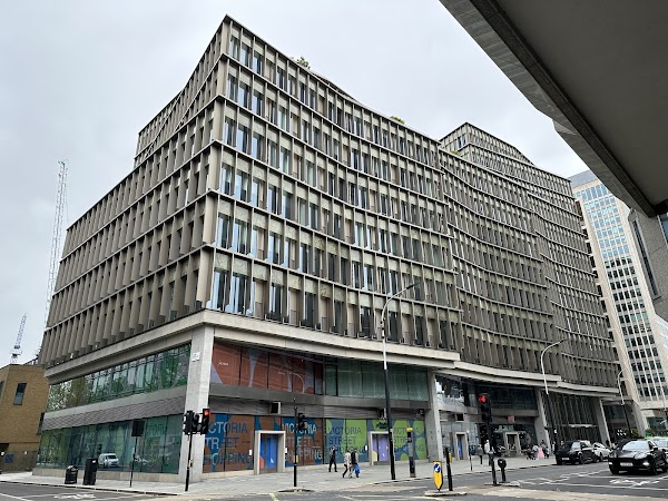 Zig Zag Building