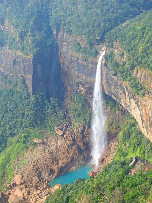 NohKaLikai Falls 1