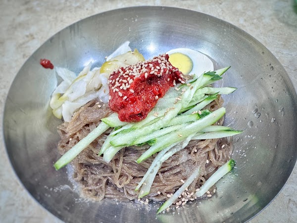 Halmeoni Naengmyeon 4