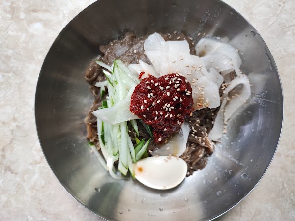 Halmeoni Naengmyeon 3