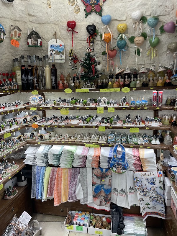The Smallest Trulli of Alberobello - Artesan Shop 5