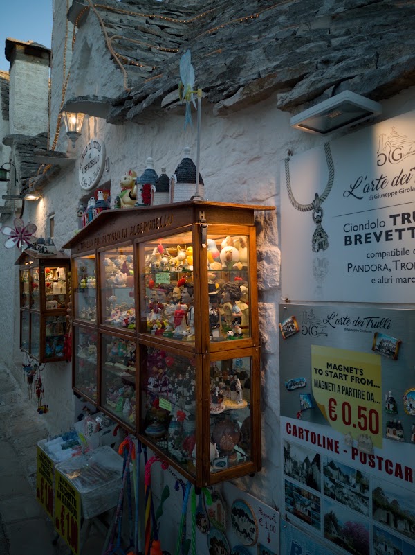 The Smallest Trulli of Alberobello - Artesan Shop 3