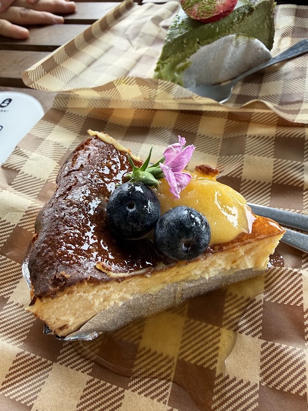 MaMUKI まむき – Bake • Bar (Enmore) 4