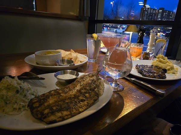 J. Alexander's Restaurant 4